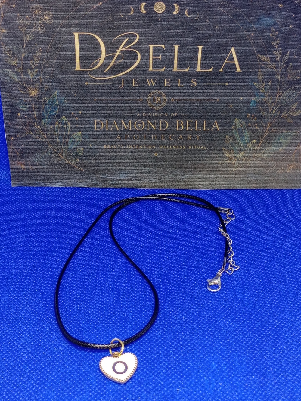 Black Heart Initial O Pendant Necklace